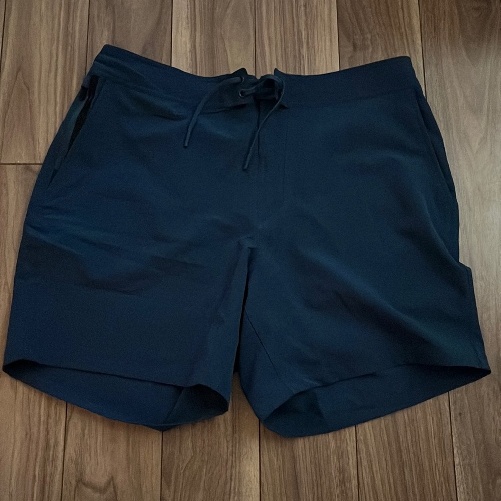 Shorts - Ten Thousand